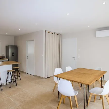 Holiday home Pet Friendly In With Kitchen Lussas
